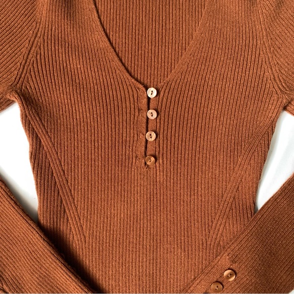 A&F Knit Bodysuit - Picture 6 of 9